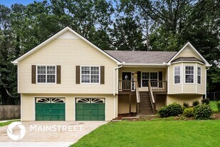 1056 Whistle Dr in Austell, GA - Building Photo