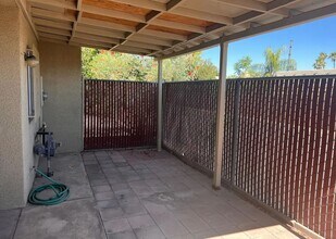 1537 E Prince Rd in Tucson, AZ - Building Photo - Building Photo