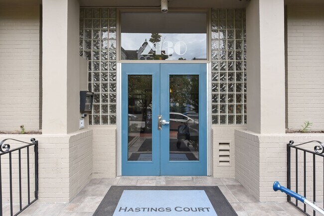 2130 N St NW in Washington, DC - Building Photo - Building Photo