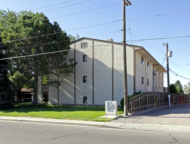 Oxford Pines in Pueblo, CO - Foto de edificio - Building Photo