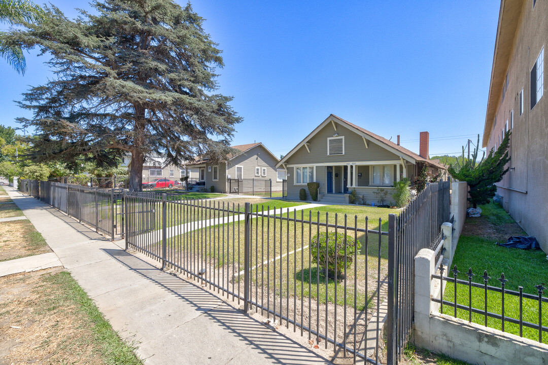 816 Myrtle Ave in Inglewood, CA - Building Photo