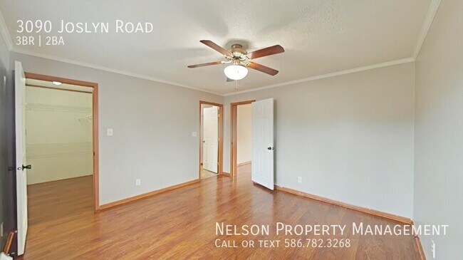 3090 Joslyn Rd in Auburn Hills, MI - Foto de edificio - Building Photo