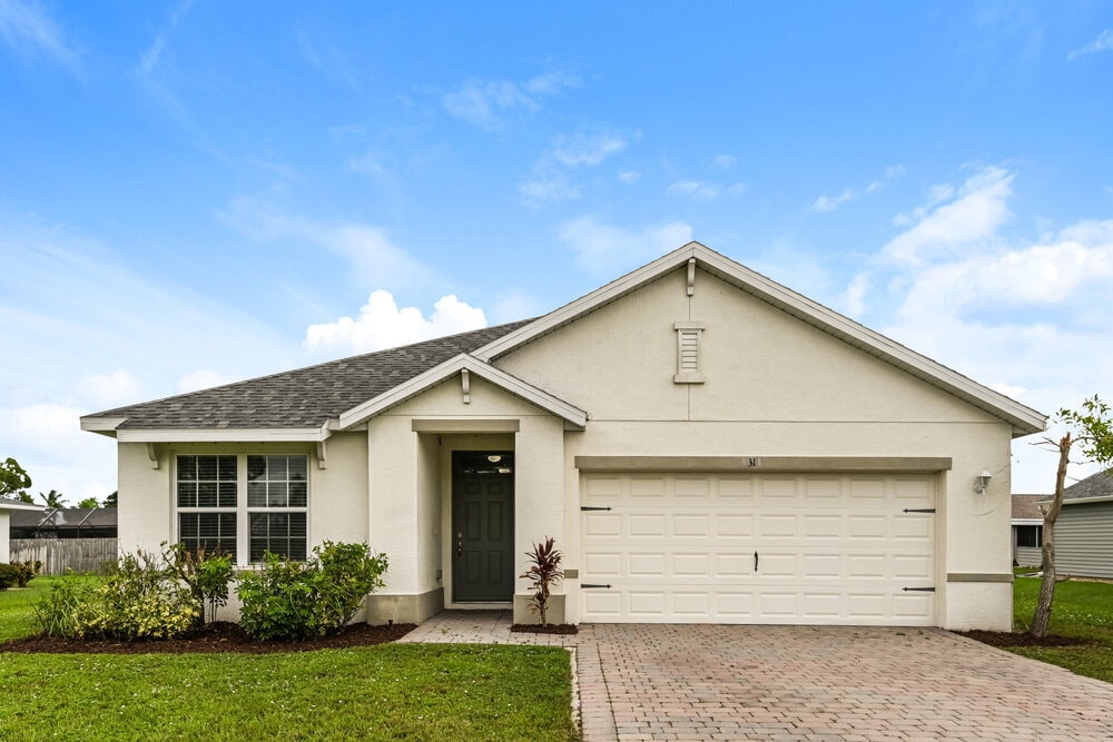 31 NE 9th Pl in Cape Coral, FL - Building Photo