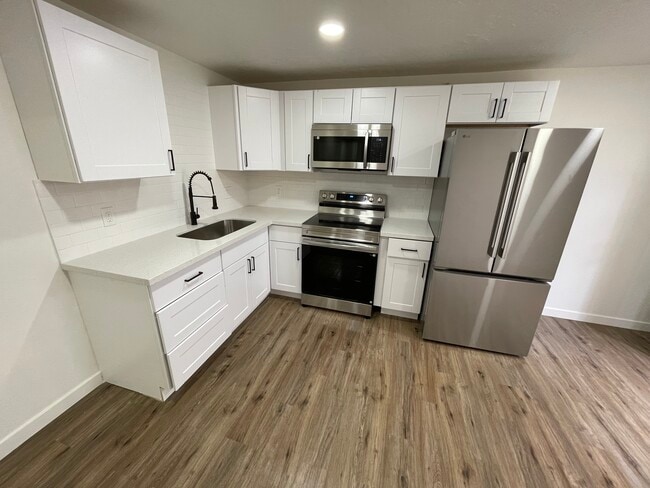 property at 844 N Basalt