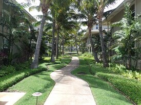 24 One Hali Ln in Kihei, HI - Building Photo