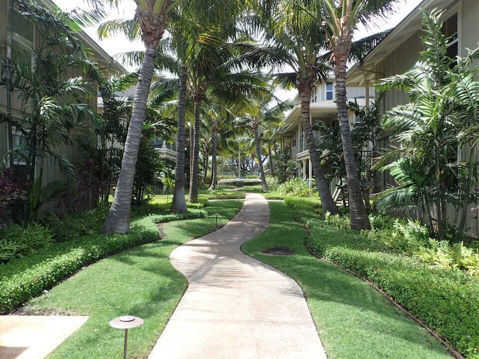 24 One Hali Ln in Kihei, HI - Building Photo