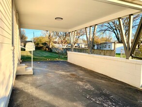 202 N Henderson Dr in Hopkinsville, KY - Building Photo - Building Photo