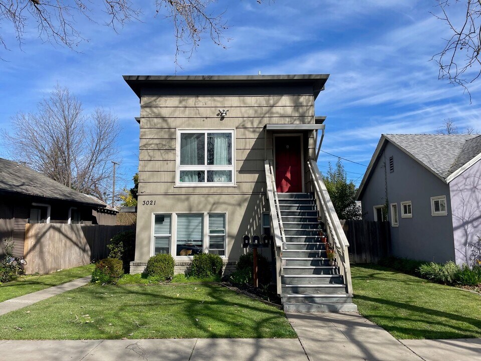 3021 U St in Sacramento, CA - Building Photo