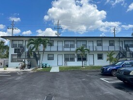 Hollywood Homesites in Hollywood, FL - Building Photo