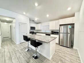 1079 Papaya Cir. in Davenport, FL - Foto de edificio - Building Photo