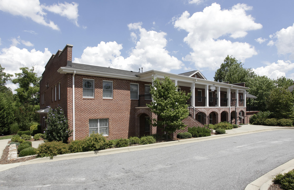 Charleston Garden in Flat Rock, NC - Building Photo