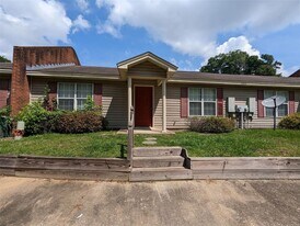 3413 Sullivan Ln, Unit B