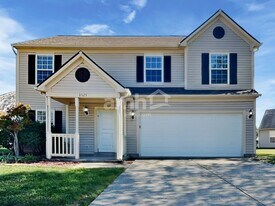 8525 Morgan Dr in Fishers, IN - Building Photo