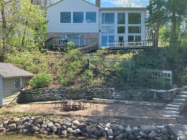 property at 37842 Atkins Knoll Rd