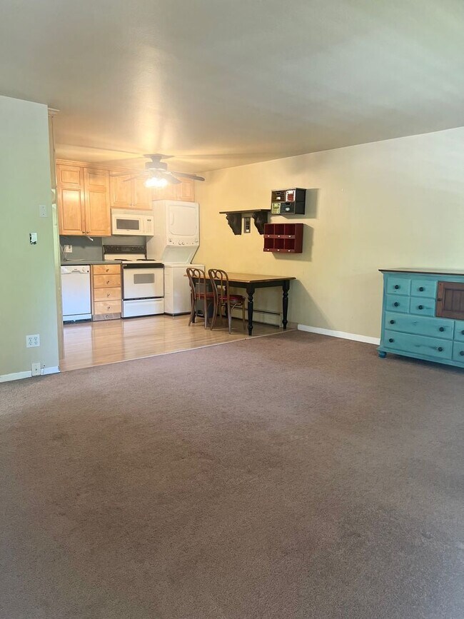 200 E Myrtle St in Fort Collins, CO - Building Photo - Building Photo