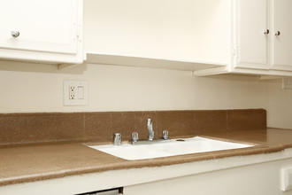 Towne Square Apartments in Panorama City, CA - Building Photo - Interior Photo