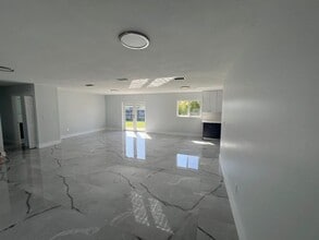 3300 SW 127th Ave in Miami, FL - Building Photo - Building Photo