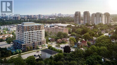 194 Erb St. W in Waterloo, ON - Building Photo - Building Photo