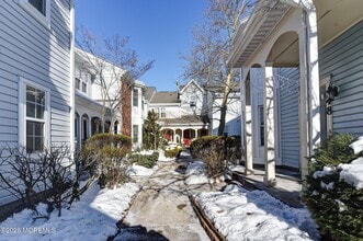 159 Tulip Ln in Freehold, NJ - Building Photo - Building Photo