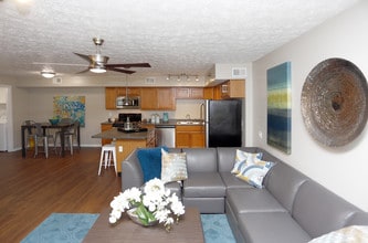Village West in West Lafayette, IN - Foto de edificio - Interior Photo