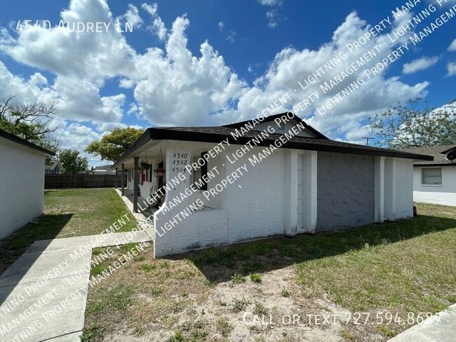 4540 Audrey Ln