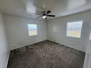 14851 Rd 72 in Tipton, CA - Building Photo - Building Photo