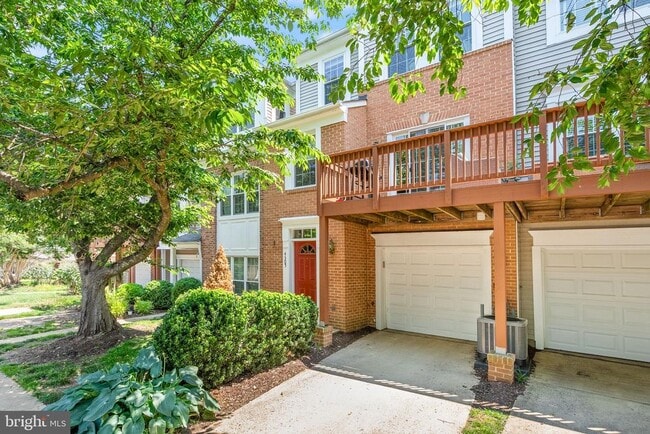 4305 Hackney Coach Ln in Fairfax, VA - Building Photo - Building Photo