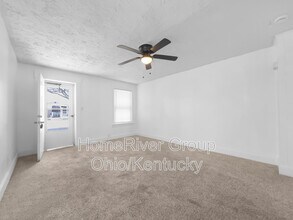 3270 W 61st St in Cleveland, OH - Building Photo - Building Photo
