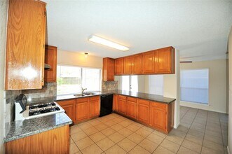 2206 Greencove Ln in Sugar Land, TX - Building Photo - Building Photo