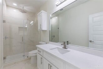 1902 W Violet Dr in Pharr, TX - Building Photo - Building Photo