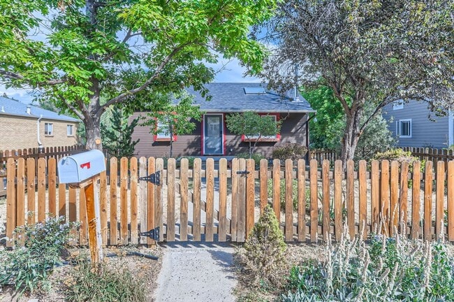 property at 1557 North St