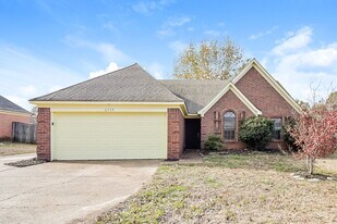 6759 Valerie Dr in Olive Branch, MS - Building Photo