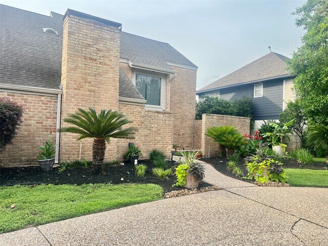 6726 Saffron Hills Dr in Spring, TX - Building Photo - Building Photo