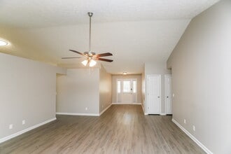 3391 Lochness Ln in Powder Springs, GA - Building Photo - Building Photo