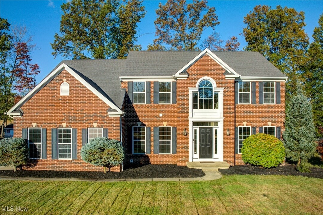 2576 Covington Pl in Avon, OH - Building Photo