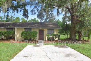 4705 Dimbath Dr in Lakeland, FL - Building Photo