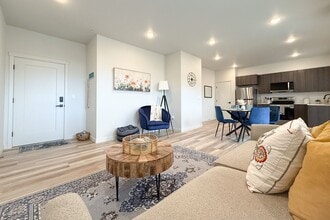 Grandridge Meadows Lofts in Grandview, WA - Foto de edificio - Interior Photo