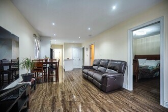 14 Moray Pl in Toronto, ON - Building Photo - Building Photo