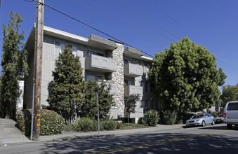 360 Monte Vista Ave in Oakland, CA - Building Photo - Building Photo