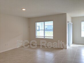 5106 Fiddlewood Way in St. Cloud, FL - Foto de edificio - Building Photo
