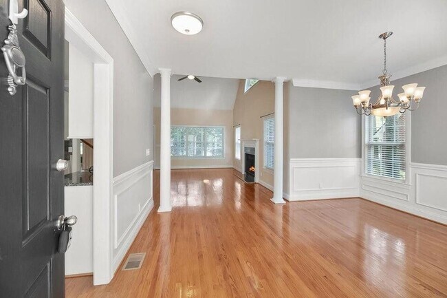 8604 Fox Hollow Rd in North Charleston, SC - Building Photo - Building Photo
