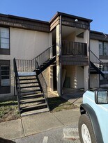 403 Marshall Ct in Fort Walton Beach, FL - Building Photo