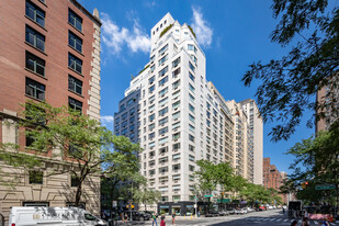 Trafalgar House in New York, NY - Building Photo