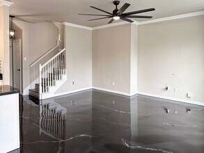 505 Kingscote Ct in Arlington, TX - Building Photo - Building Photo