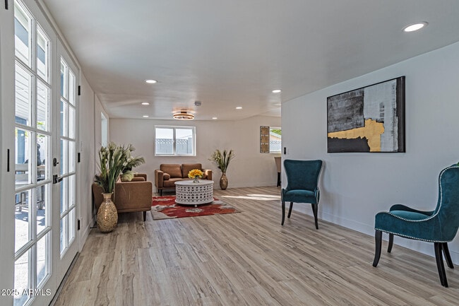 1307 E Alice Ave in Phoenix, AZ - Building Photo - Building Photo