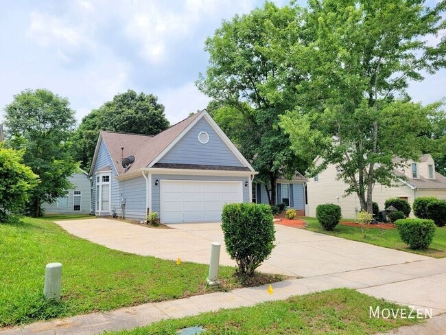 9105 Oren Thompson Rd in Charlotte, NC - Building Photo - Building Photo