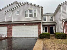 458 Landmark Ave in Yorkville, IL - Building Photo