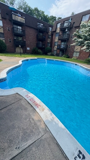 property at 1274 E Main St