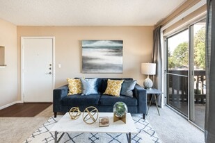 Cambrian Apartments in Aurora, CO - Building Photo