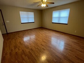 1201 N Nashville Pl in Russellville, AR - Building Photo - Building Photo